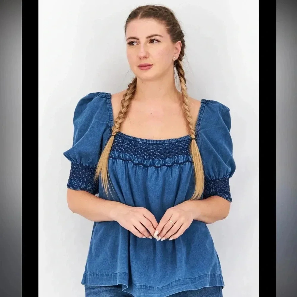 NWT!! Faherty - Presley Embroidered Detail Cotton Chambray Top Dark Indigo Wash